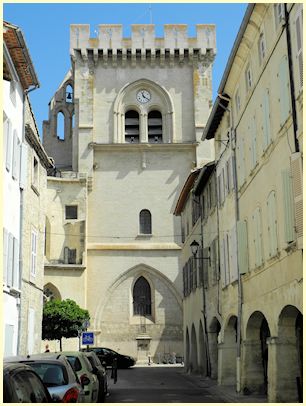 Südfassade Collégiale Notre-Dame