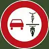 Verkehrsschild Überholverbot für mehrspurige Kraftfahrzeuge und Krafträder mit Beiwagen