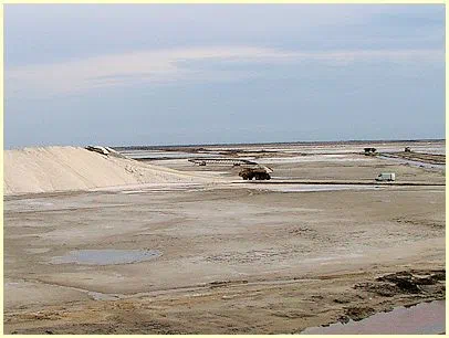 Salzernte Salin-de-Giraud (Camargue) im Herbst