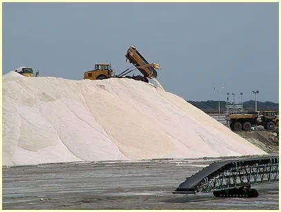 Salzernte Salin-de-Giraud (Camargue) im Herbst