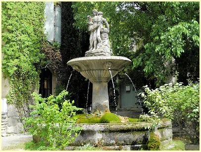 Provence Saignon