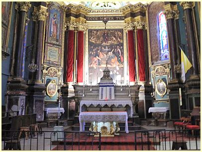 Chor und Altar der Kathedrale Notre-Dame-de-l'Assomption