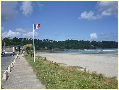 Saint-Michel-en-Grève - Promenade am Strand Lieue de Grève
