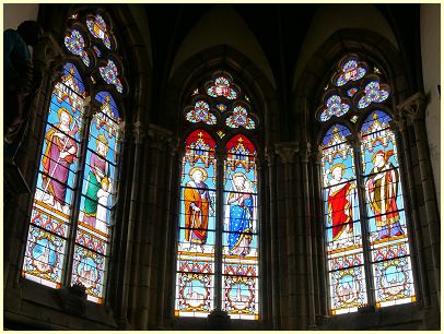Glasfenster Chor Kirche Saint-Carantec