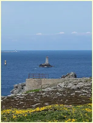 Phare de la Vieile und Île de Sein