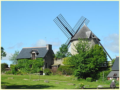 Windmühle Moulin du Tertre Mont Dol