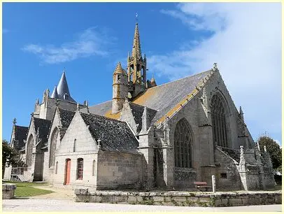 Kirche Saint-Nonna