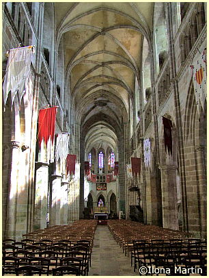 Tréguier - Kathedrale Saint-Tugdual Kirchenschiff