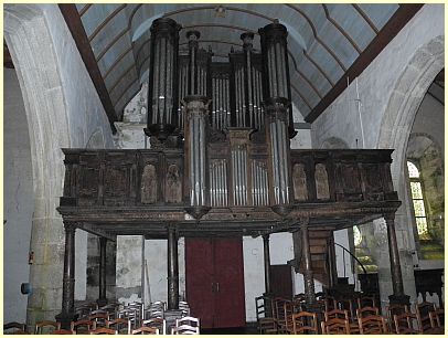 Lampaul-Guimiliau - Orgelgalerie