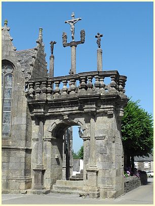Lampaul-Guimiliau - Triumphbogen (Arc de Triomphe - Porte triomphale)
