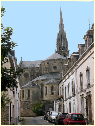Kirche Sacré-Coeur mit Chor und Apsidialkapellen - Douarnenez