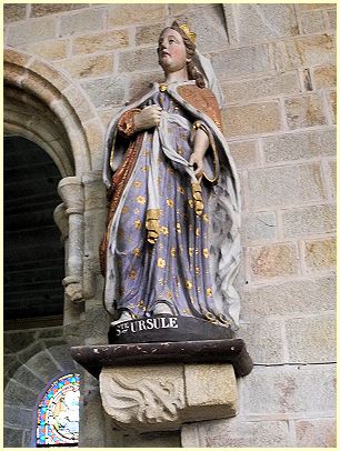 Granitfigur Anna selbdritt Notre-Dame de Roscudon
