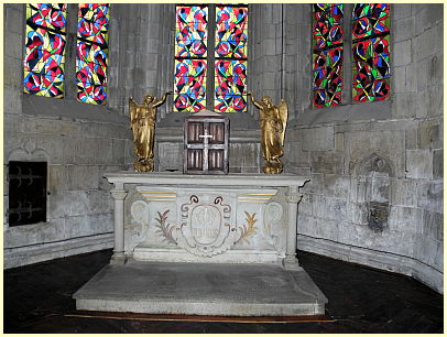 Seitenkapelle mit Marmoraltar Kirche Saint-Malo Dinan