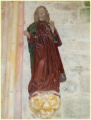 Kapelle Notre-Dame de Tronoën - Statue Sainte Maudez