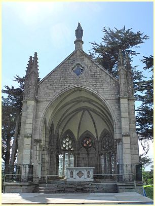 Kapelle Couronnement Kirche Notre-Dame de Rumengol