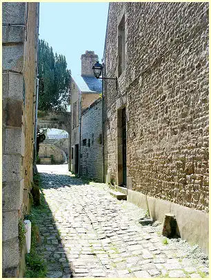Rue Engibaûlt Avranches