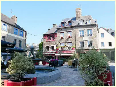 Avranches, Place Saint-Gervais  - Normandie