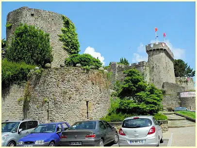 Stadtmauer und Burg (Château d'Avranches)
