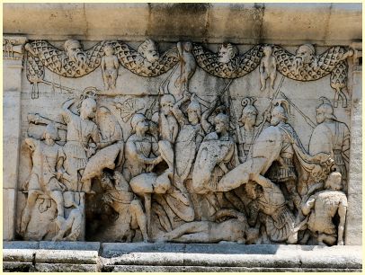 Relief Kampfszene aus dem trojanischen Krieg - Mausoleum