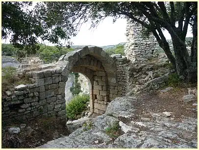 Eingangstor von innen - Fort de Buoux