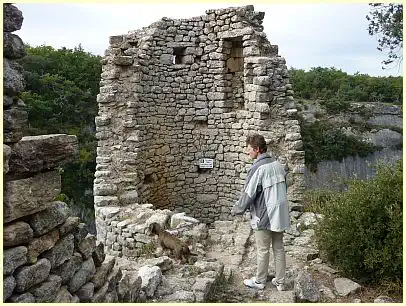 runder Wehrturm - Fort de Buoux