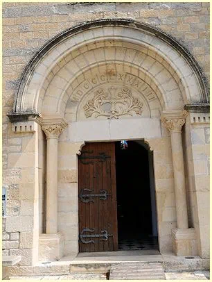La Roque-sur-Cèze - Portal Kirche Saint-Laurent