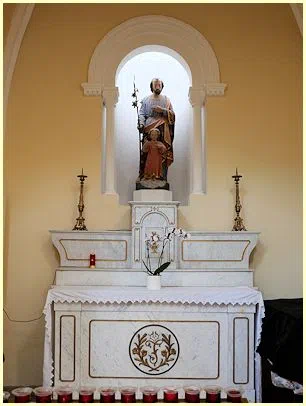 La Roque-sur-Cèze - weiterer Seitenaltar Kirche Saint-Laurent
