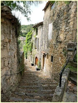 La Roque-sur-Cèze - Fußweg