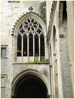 gotisches Fenster