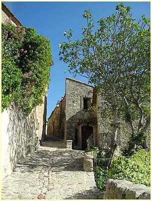 Rue en Calade - Lacoste