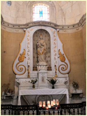 Maussane-les-Alpilles - Kapelle der Jungfrau Maria Kirche Sainte-Croix