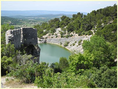Burg Château fort de Saint-Saturnin-lès-Apt