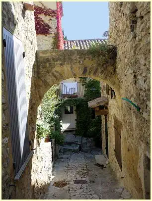 Séguret - provenzalische Gasse