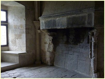 Kamin im Calefactorium - Abtei Abbaye de Sivacane