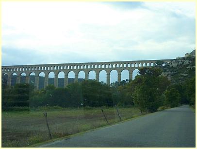 Ventabren - Aquädukt Aqueduc de Roquefavour